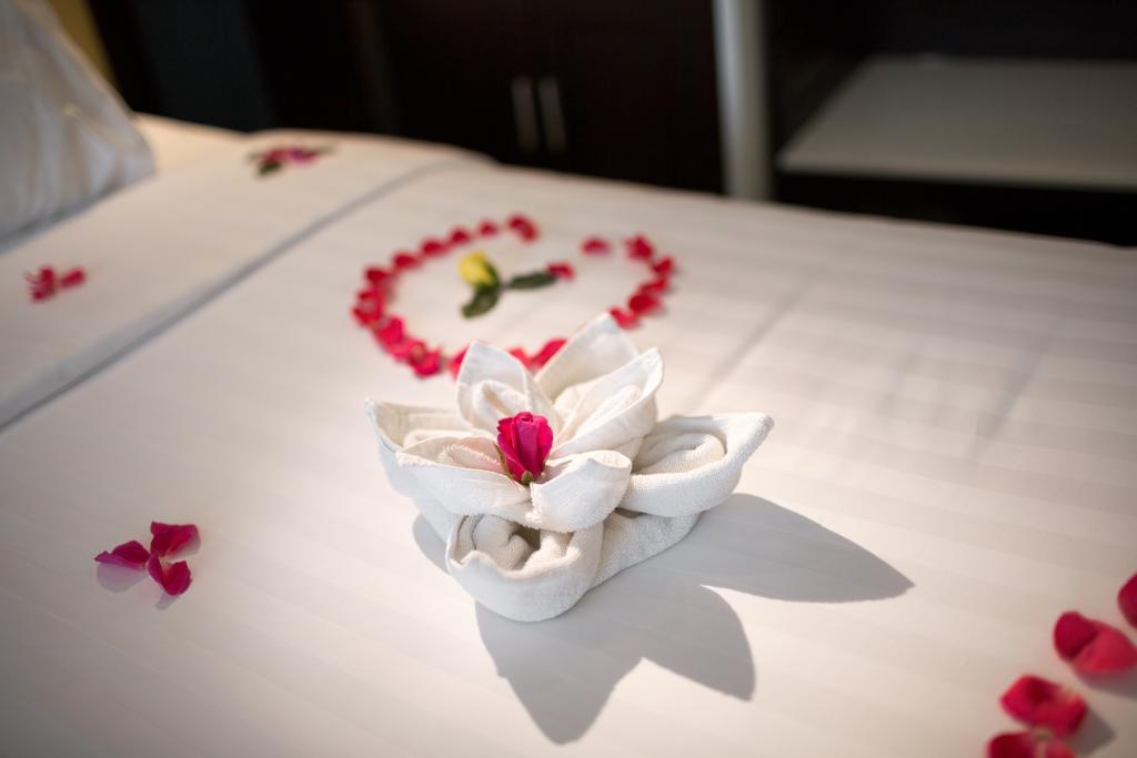 Serene Premier Hotel Hanoi Eksteriør billede