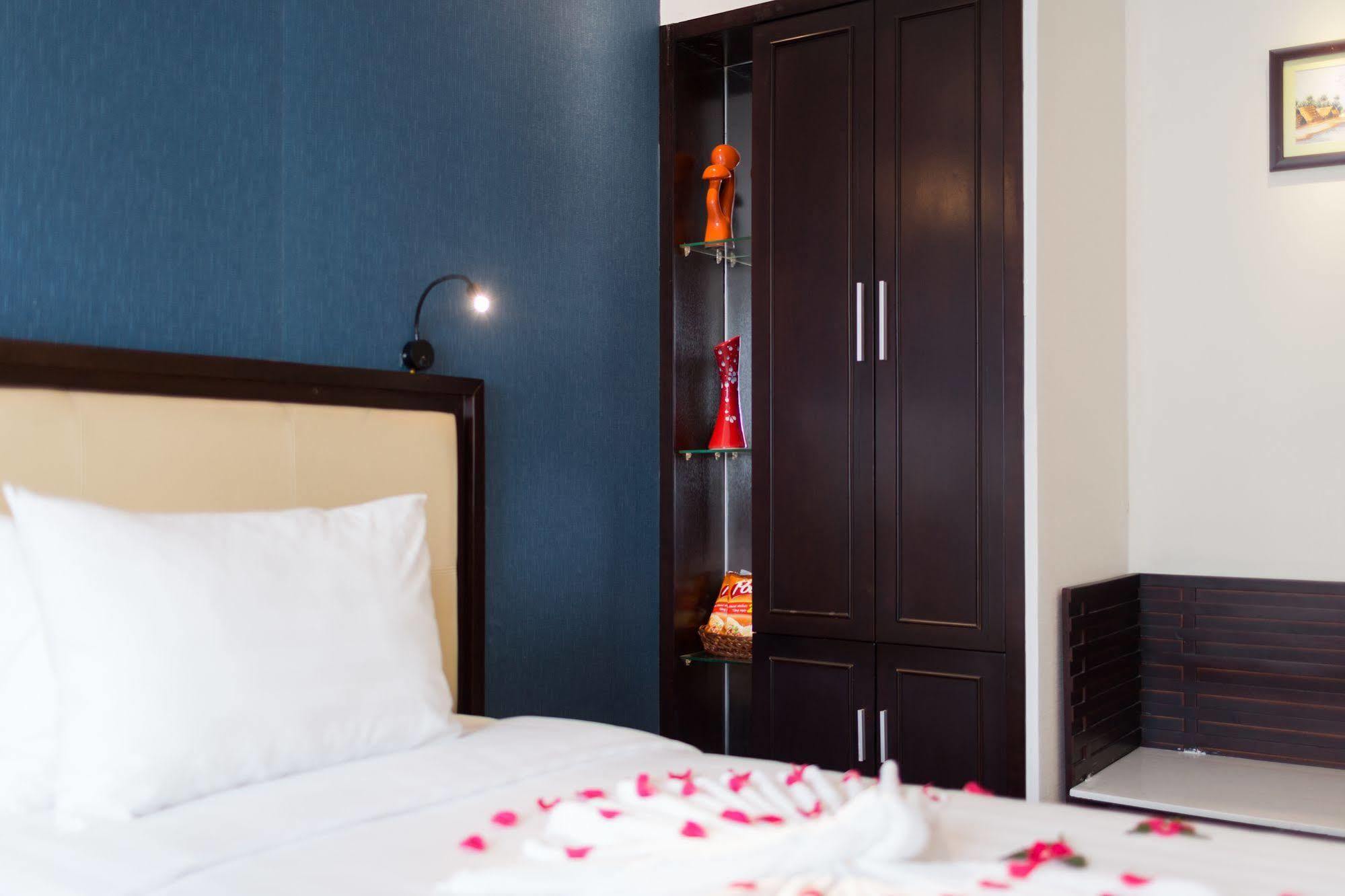 Serene Premier Hotel Hanoi Eksteriør billede
